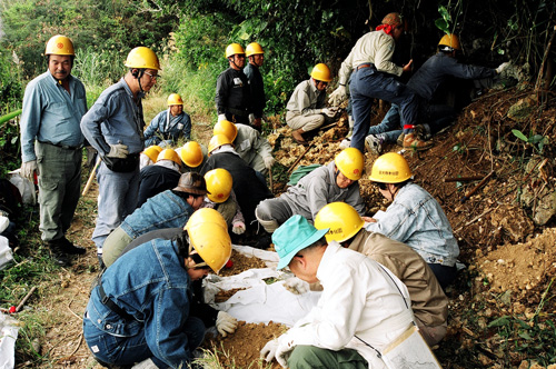 遺骨収集の作業手順の様子23