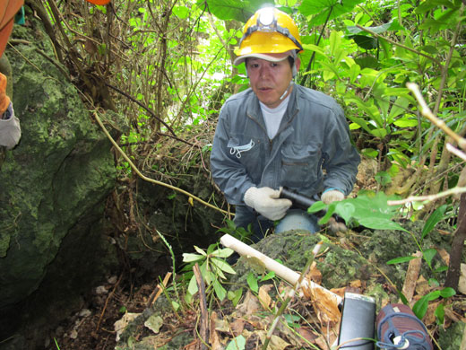 遺骨収集の様子19