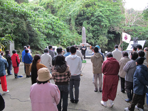 遺骨収集の様子4