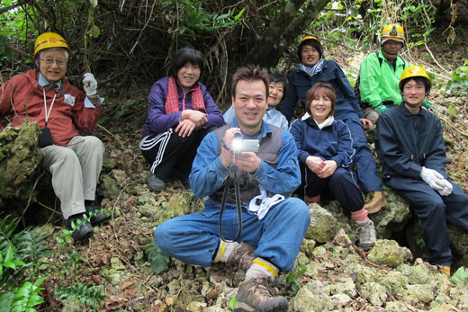 遺骨調査・収集の様子38