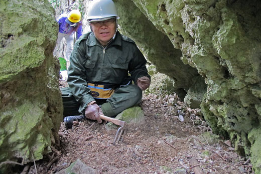 遺骨調査・収集の様子47