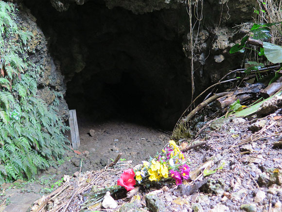 遺骨収集の様子13