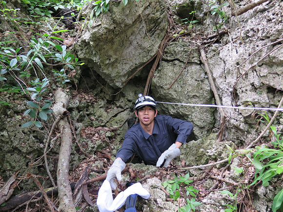 遺骨収集の様子17