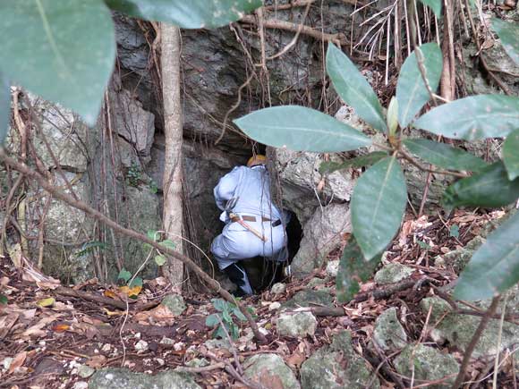 遺骨収集の様子16