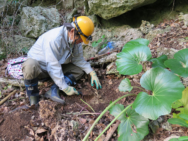 遺骨収集の様子63